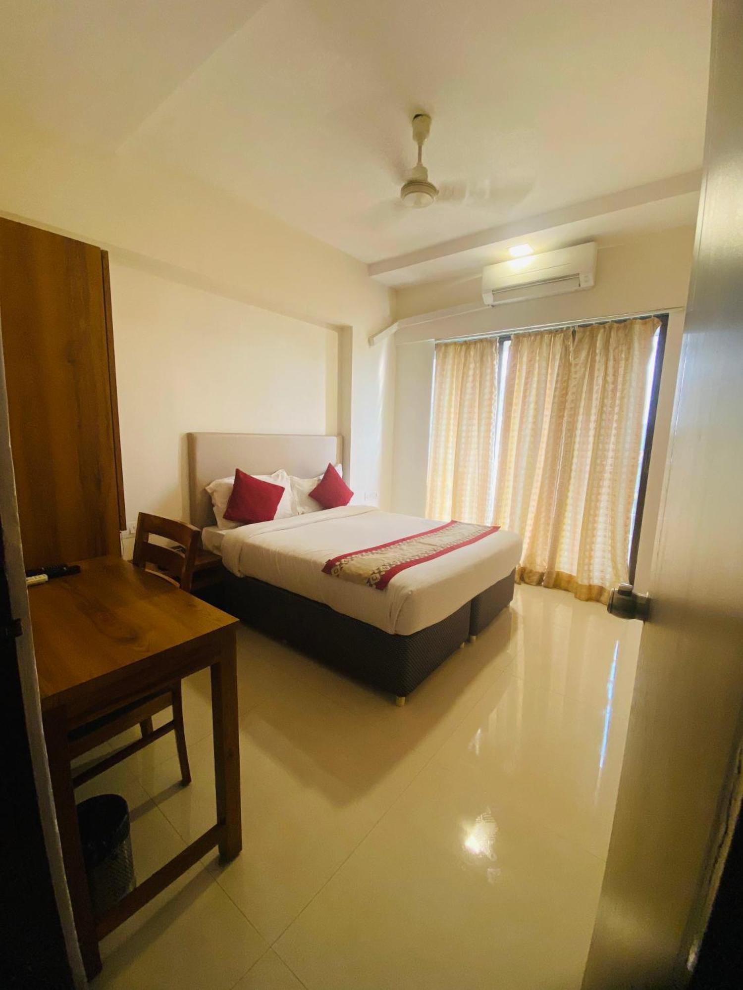 Mumbai House Luxury Apartments Santacruz East, Βομβάη Εξωτερικό φωτογραφία