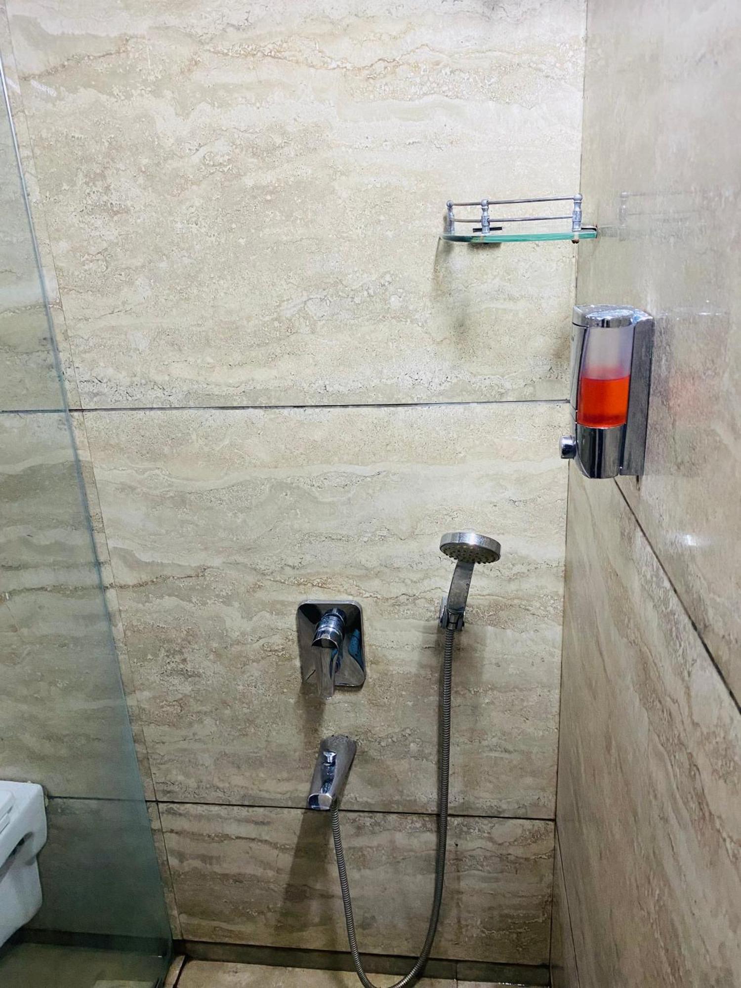Mumbai House Luxury Apartments Santacruz East, Βομβάη Εξωτερικό φωτογραφία