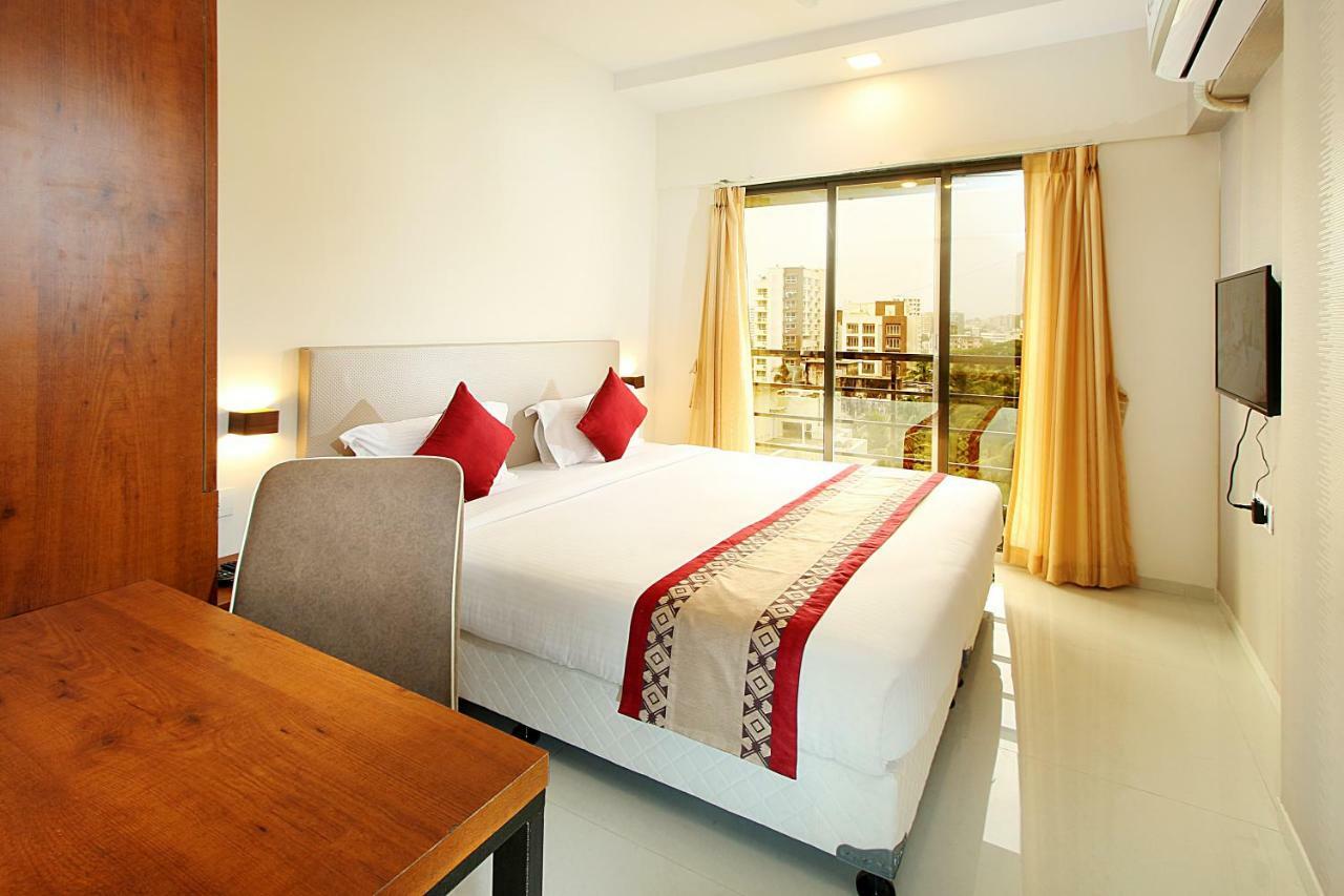 Mumbai House Luxury Apartments Santacruz East, Βομβάη Εξωτερικό φωτογραφία